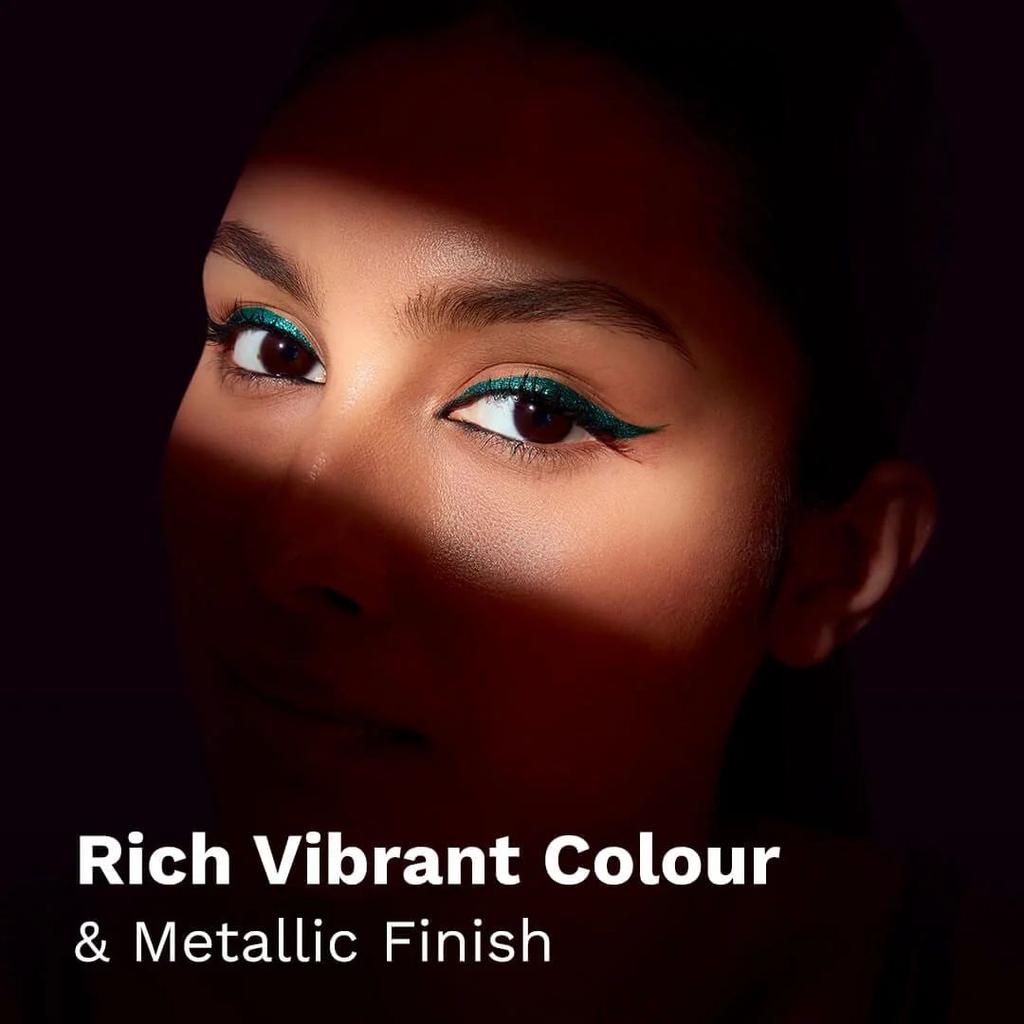 OH THE DRAMA! Metallic Eyeliner