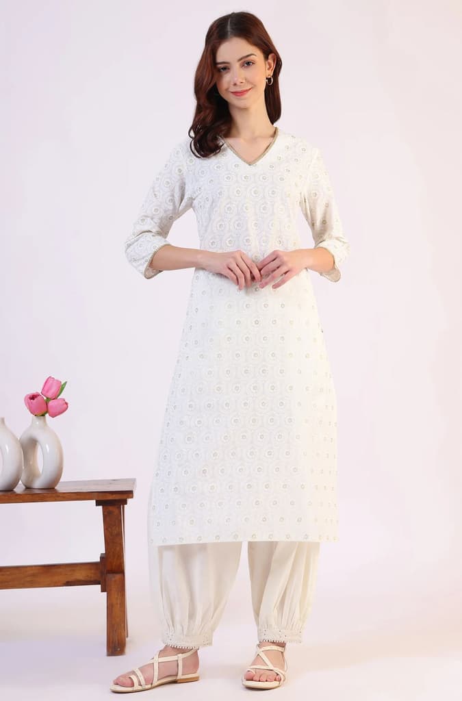 White Geometric Printed Metallic Hardware Straight Pure Cotton Kurta — photo 3