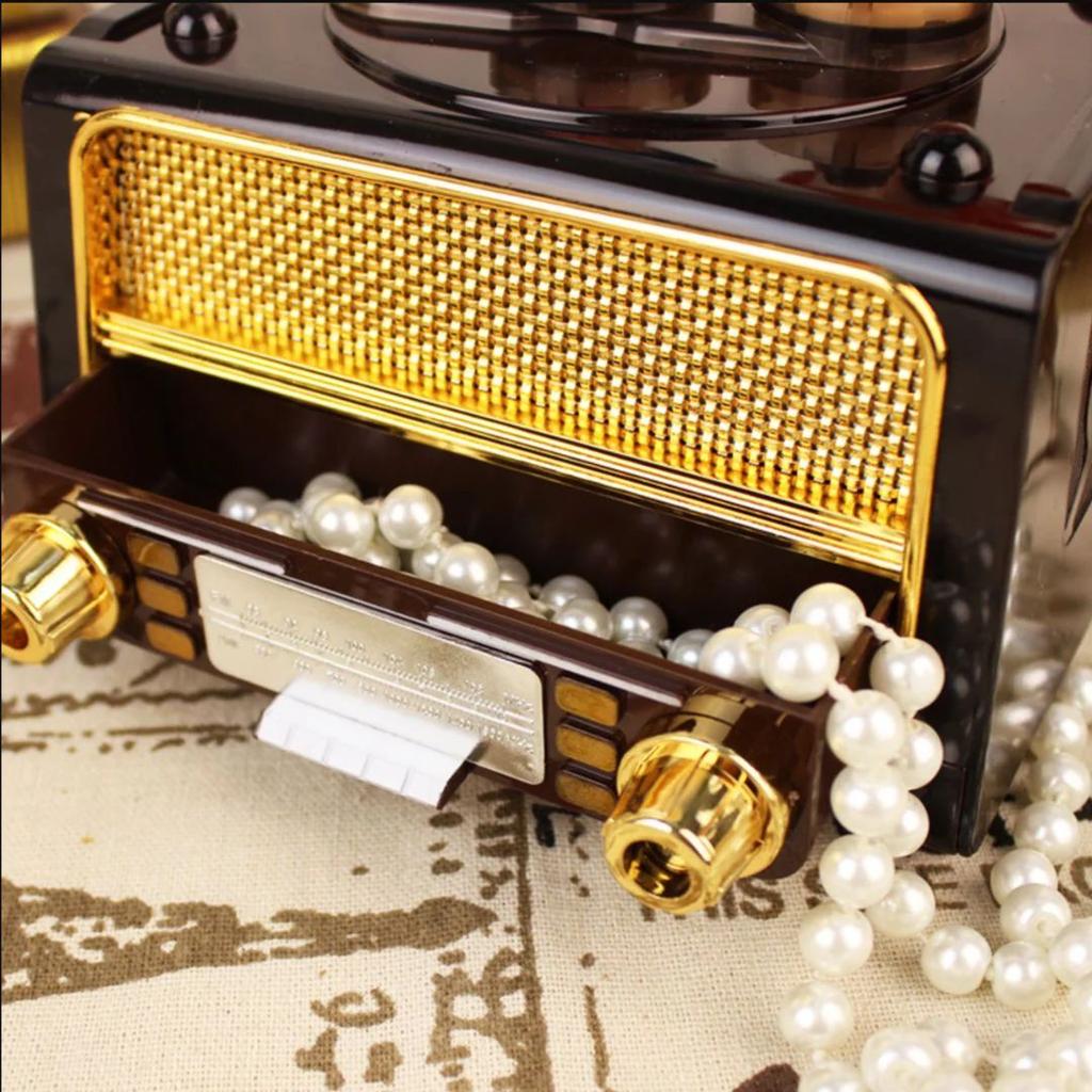 Kissing Couple Radio Music Box – Musical Box with Hidden Trinket Drawer — photo 3