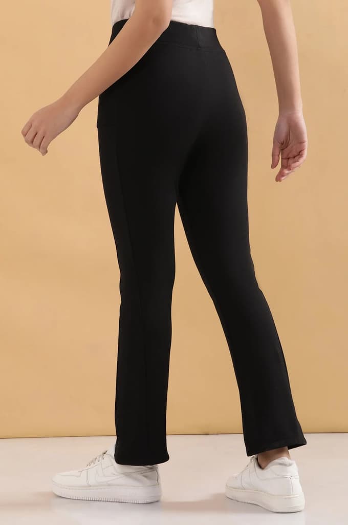 Black Solid Flared Pants With Elasticated Waist — photo 5