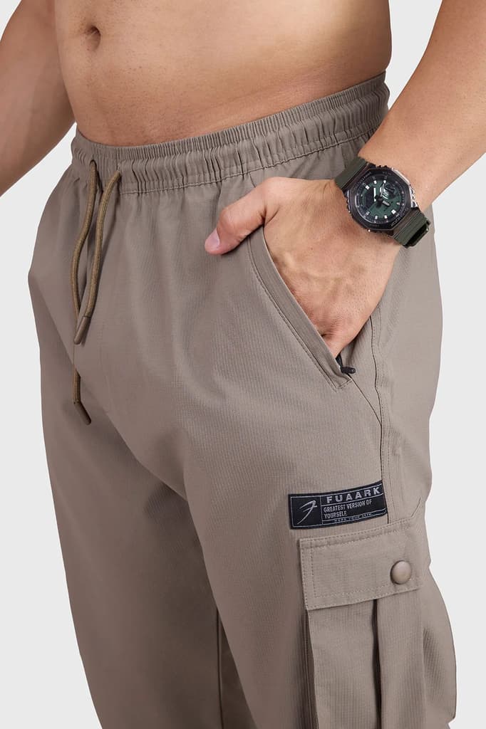 Script Cargo Joggers Brown — photo 3