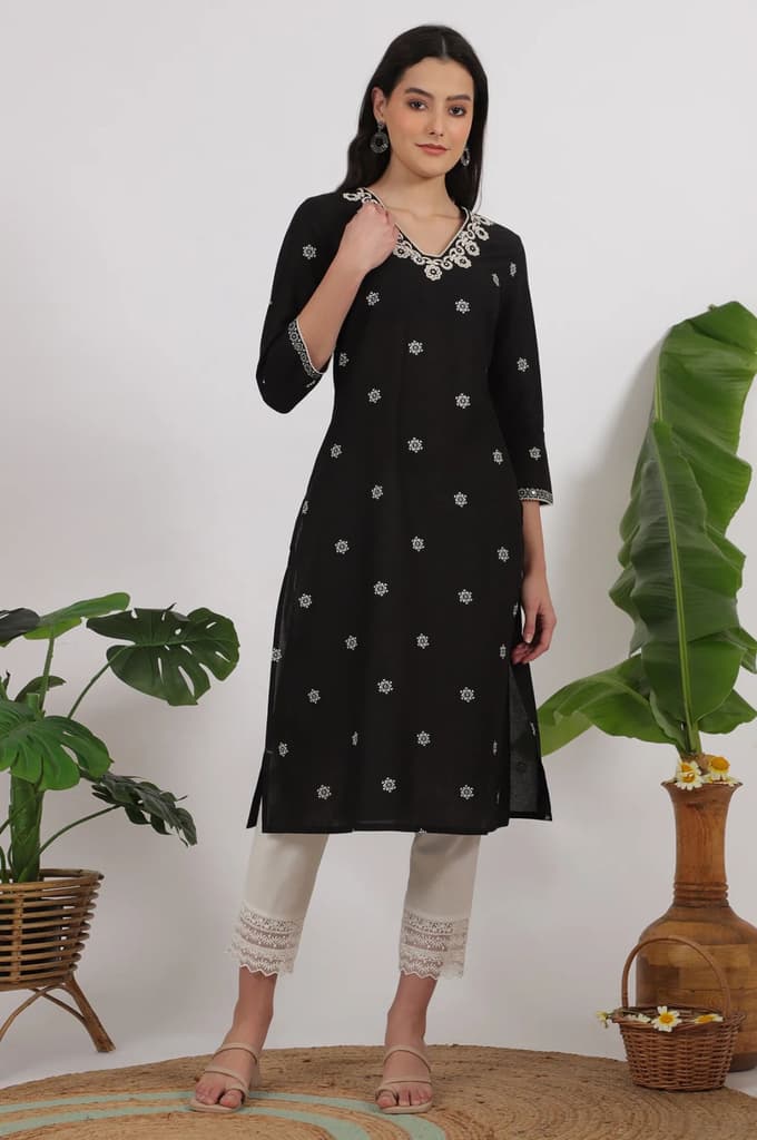 Black Bandhani Printed Pure Cotton Straight Kurta — photo 3