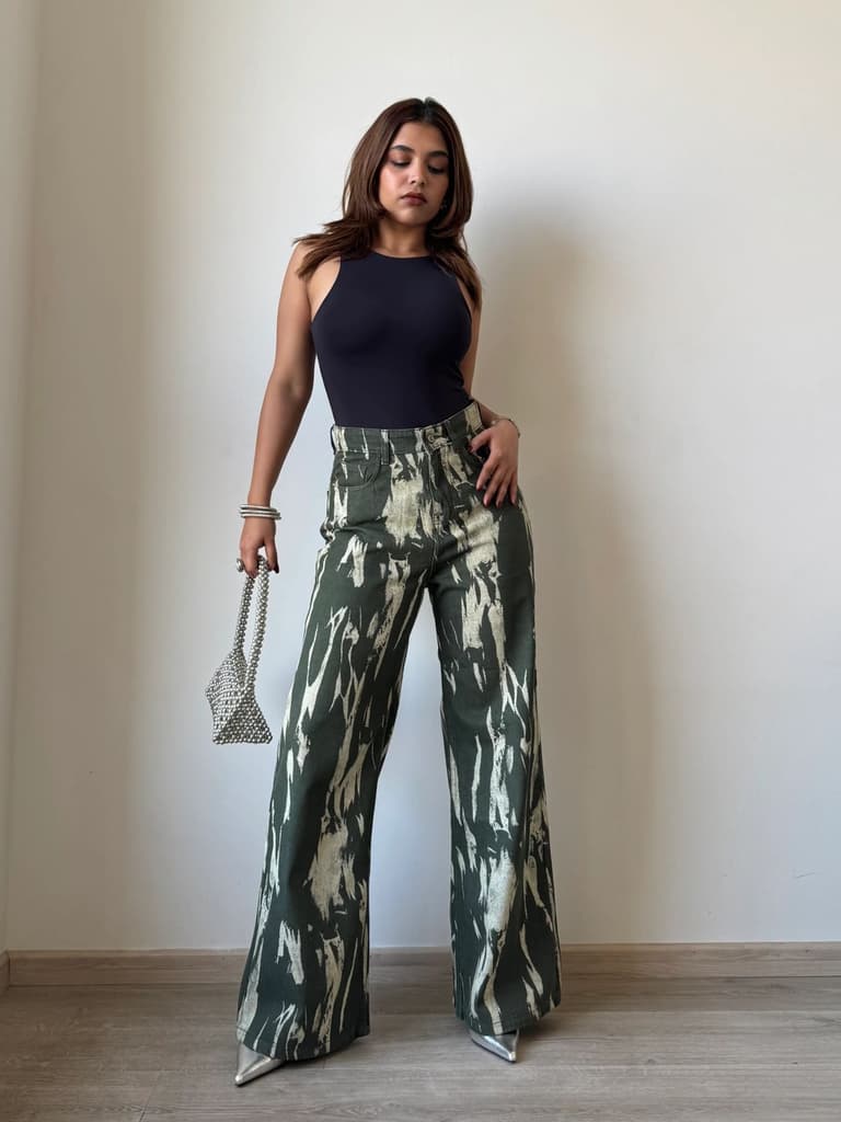Claw Strike Baggy Wide Leg Jeans — photo 6