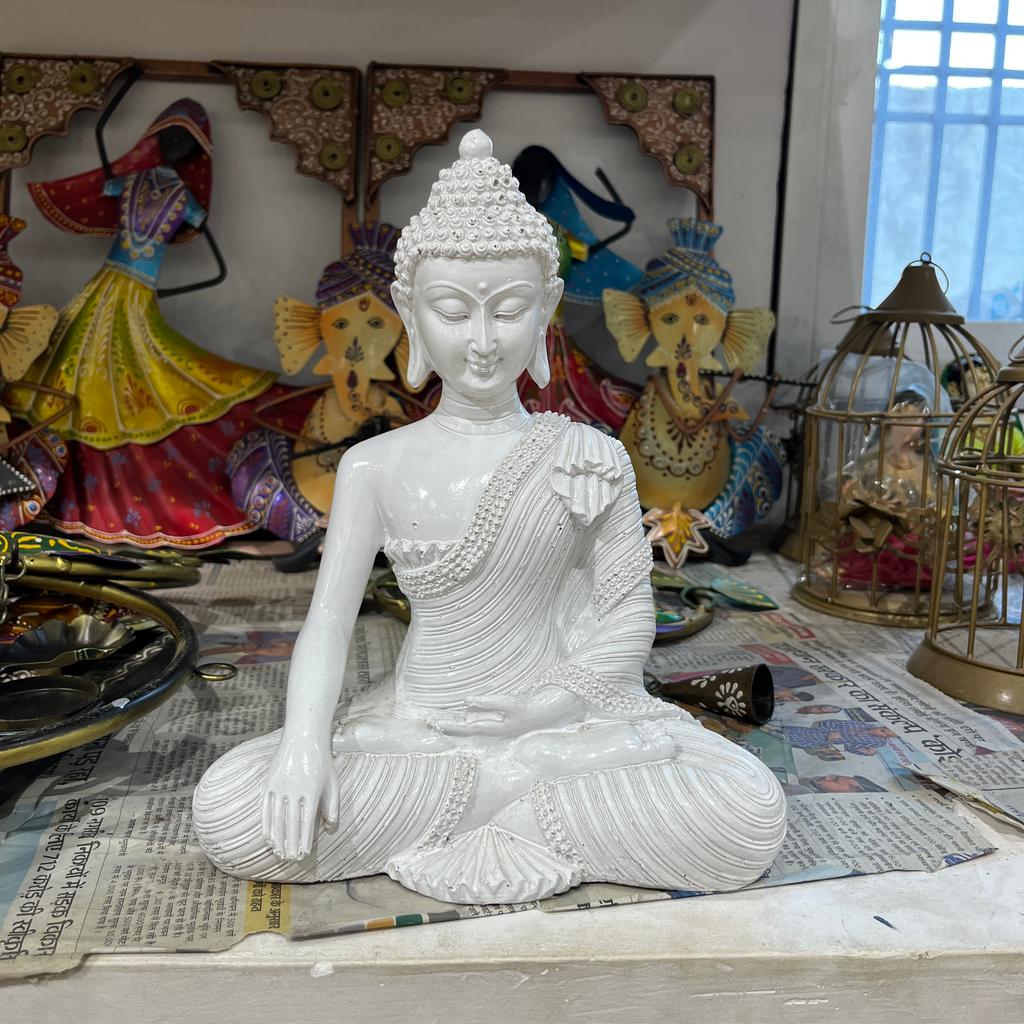 Buddha Statue | Sculpture | White | Gold