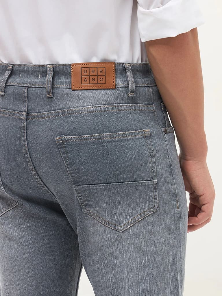 Men's Grey Straight Fit Washed Denim Jeans Stretchable — photo 7