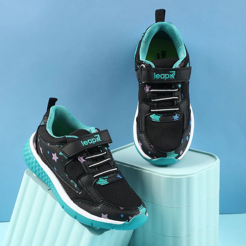 Leap7x Black Sports Non Lacing Walking Shoes For Kids JAMIE-51V By Liberty — photo 4
