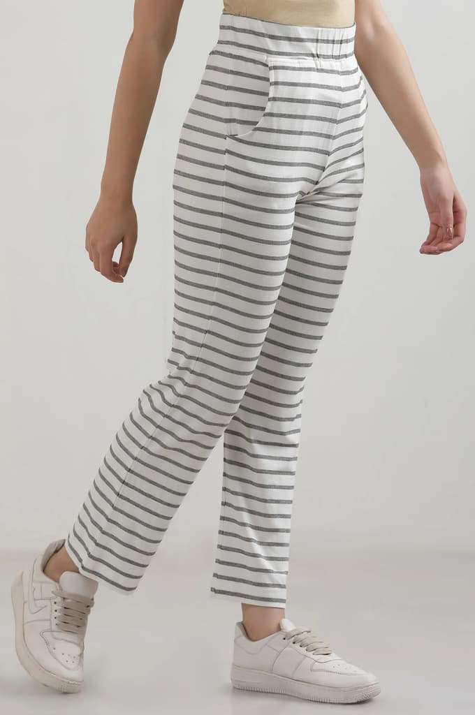 White Striped Straight Fit Cotton Pants With Slip On Closure — photo 5