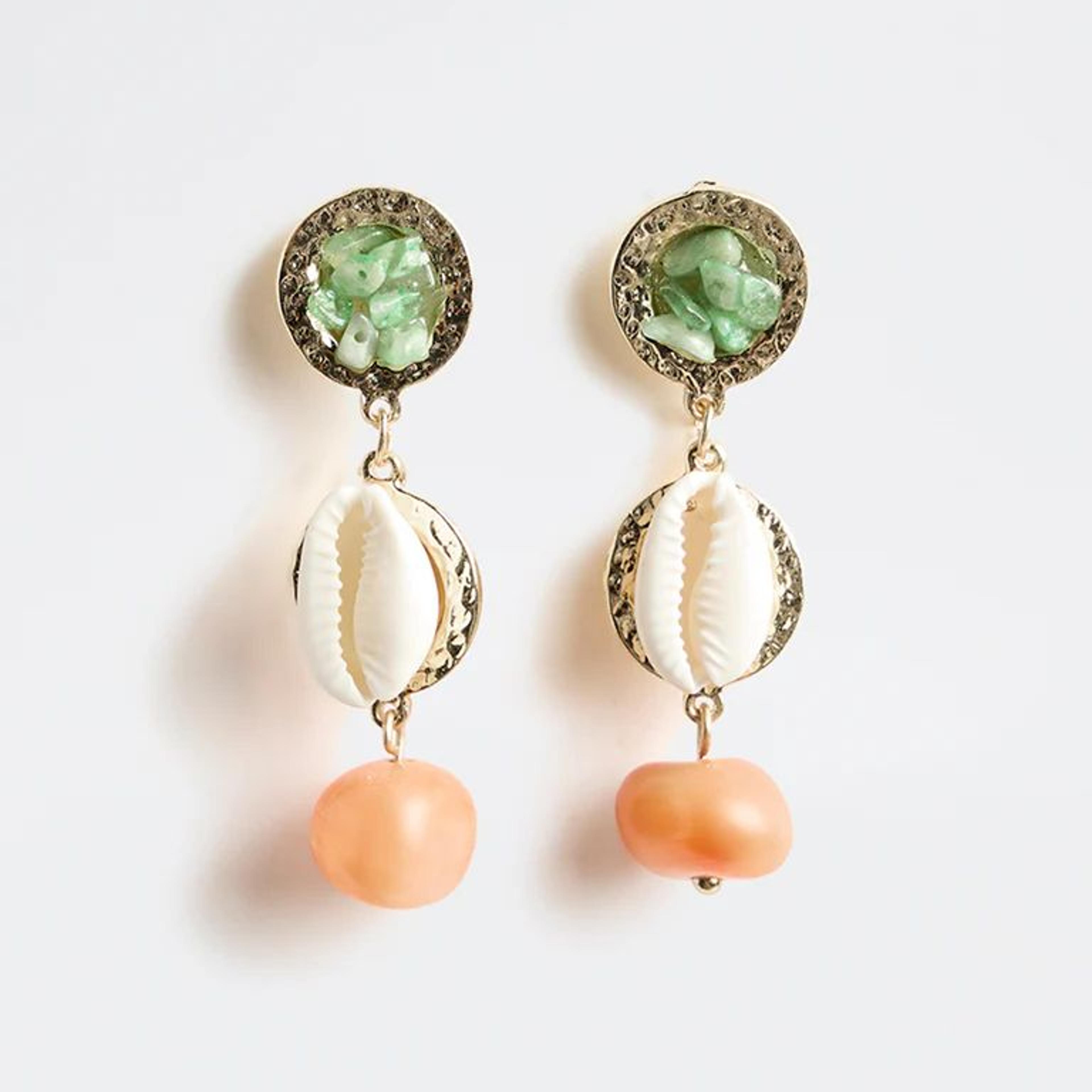 Westside Accessories Multicolour Shell and Bead Dangler Earrings