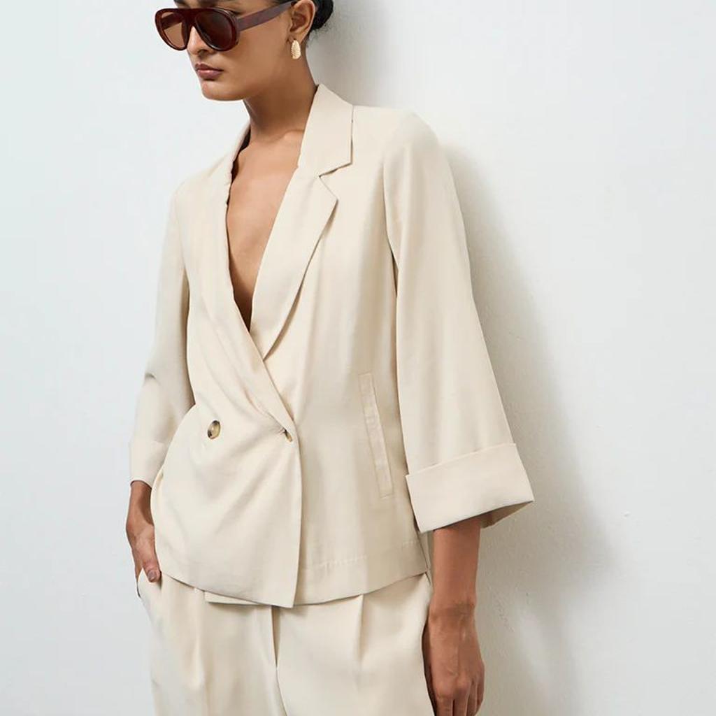 Wardrobe Cream Solid Blazer