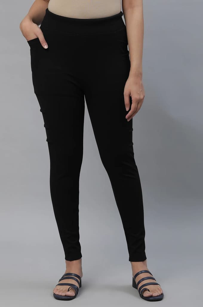 Black Solid Skinny Fit Tights With Elasticated Waist And Side Pockets