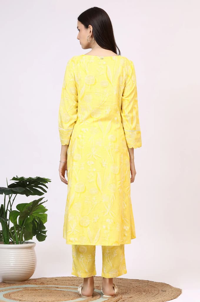 Yellow Floral Printed Rayon A-line Kurta and Pants Set — photo 6