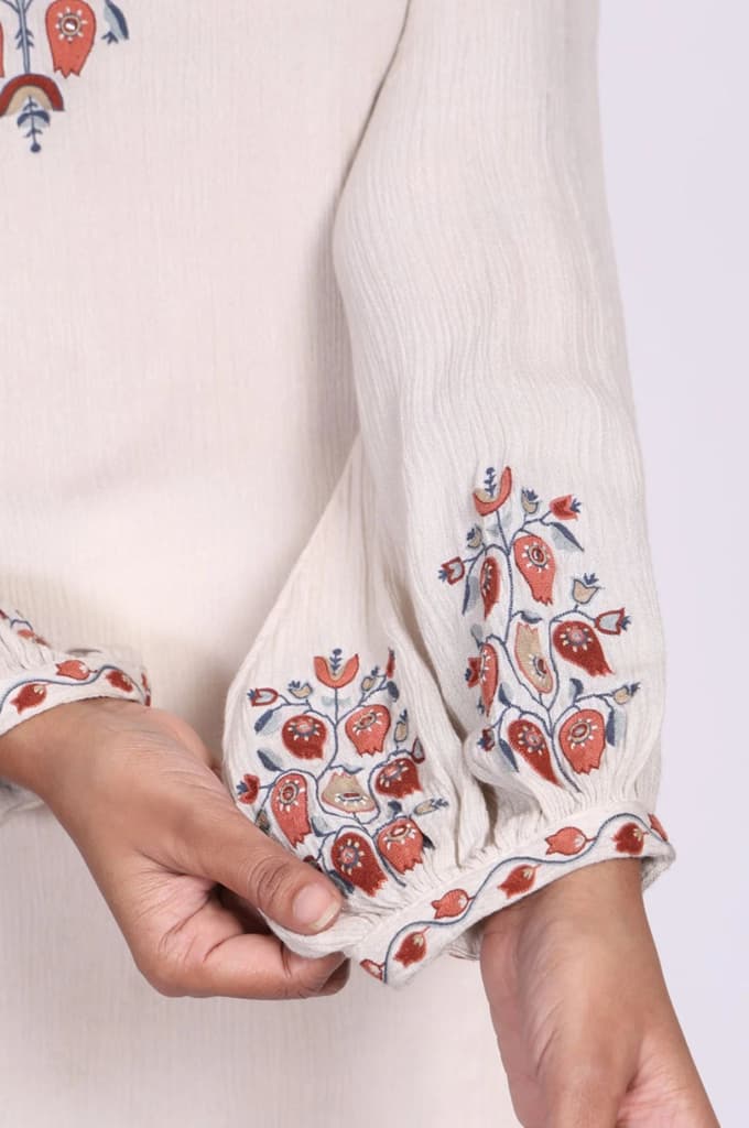 Off White Floral Embroidered Straight Top — photo 6