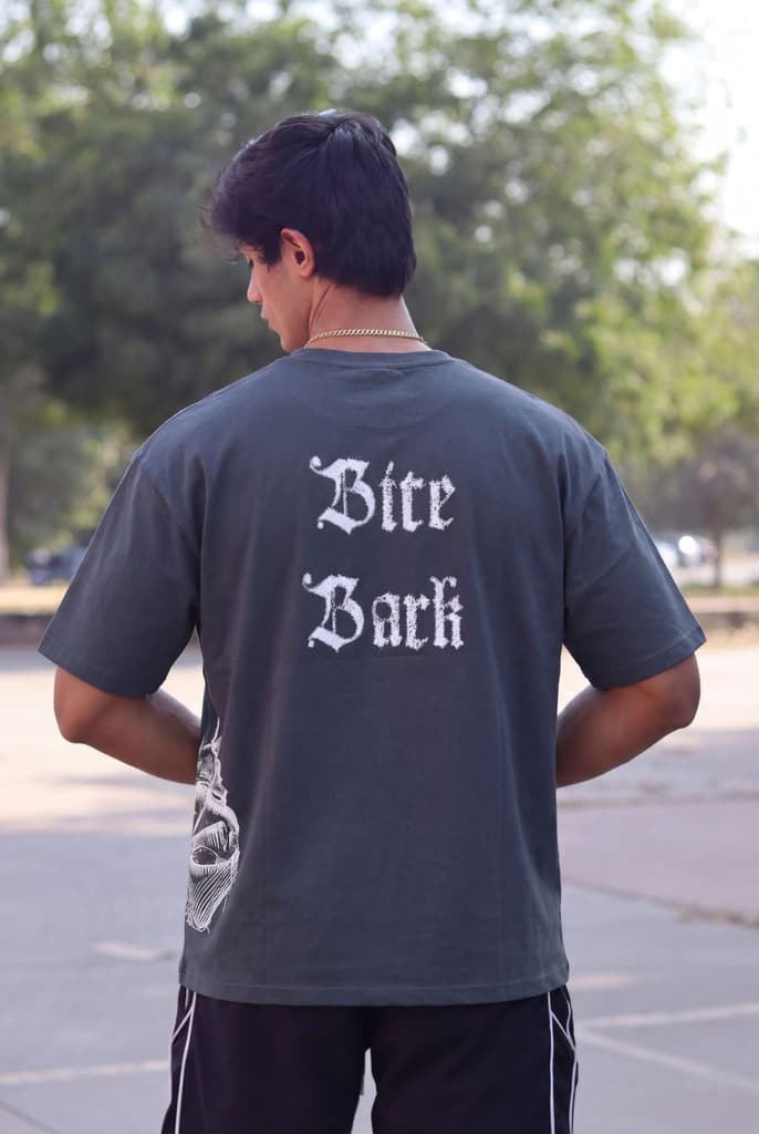 Bite Back Oversized T-shirt Dark Grey — photo 2