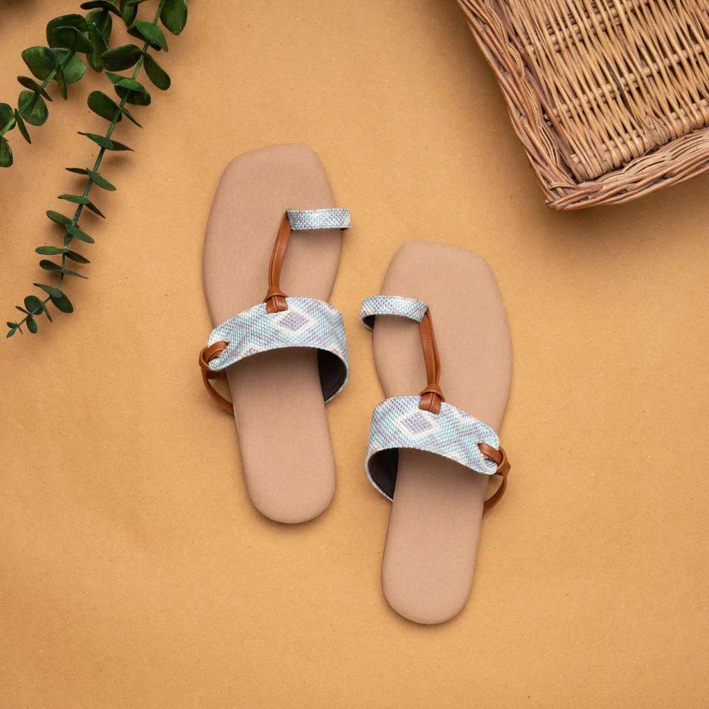 Umaid Diamond Women's Chappals — photo 2