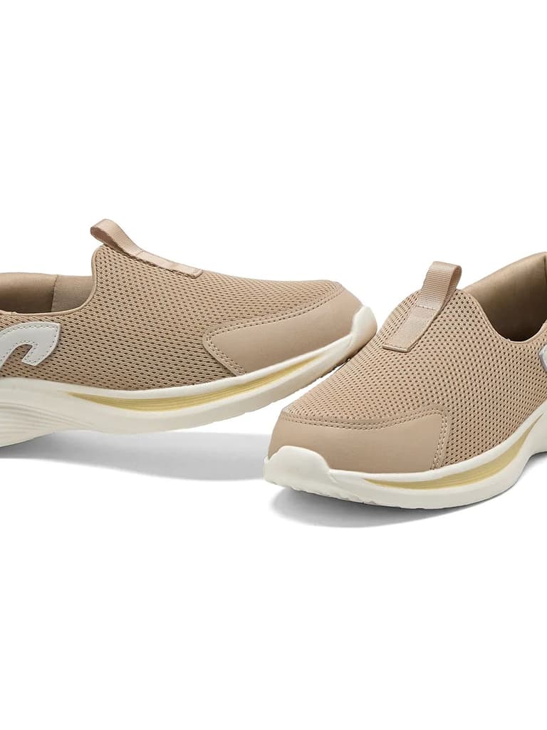AMBLE Beige Women's Walking Shoes — photo 7