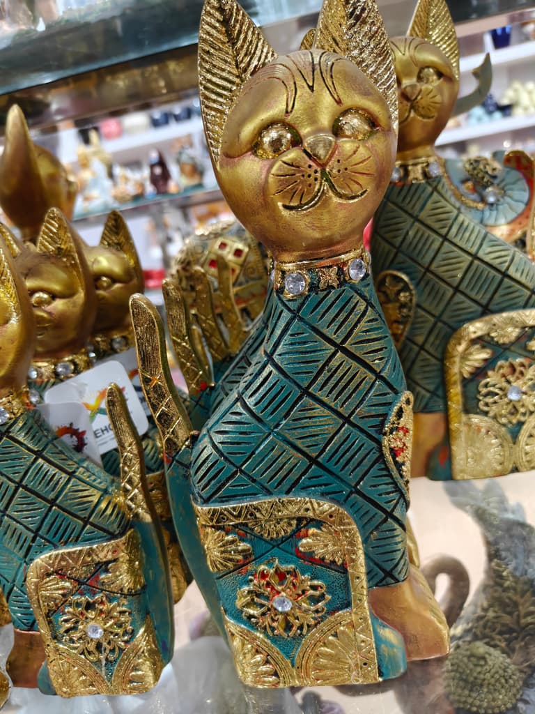 Gold Cat Statue | Decorative | Glass | Gold