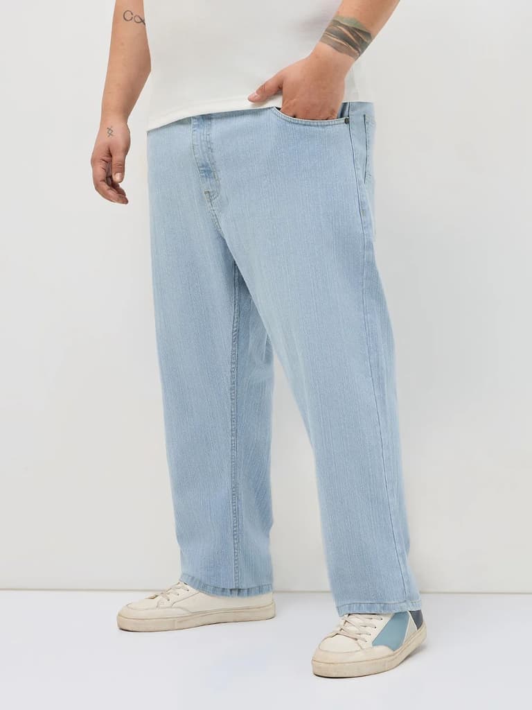 Plus Men's Ice Blue Straight Fit Washed Denim Jeans Stretchable — photo 2