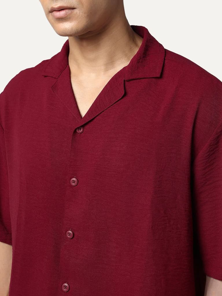 Men's Red Cotton Half Sleeve Relaxed Fit Textured Shirt with Cuban Collar — photo 5