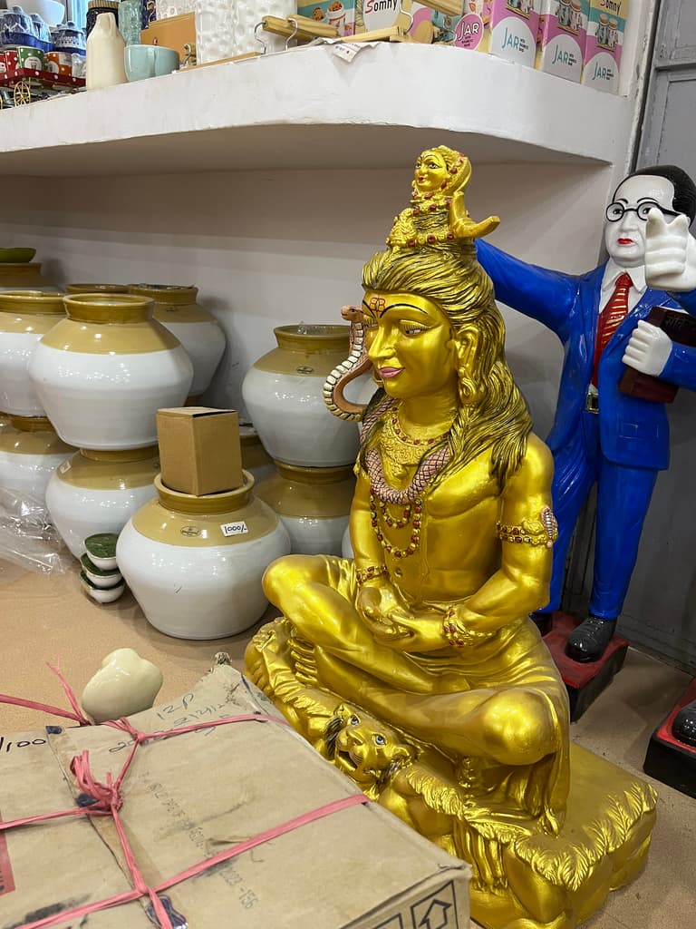 Golden Buddha Statue | Sculpture | Gold | Yellow