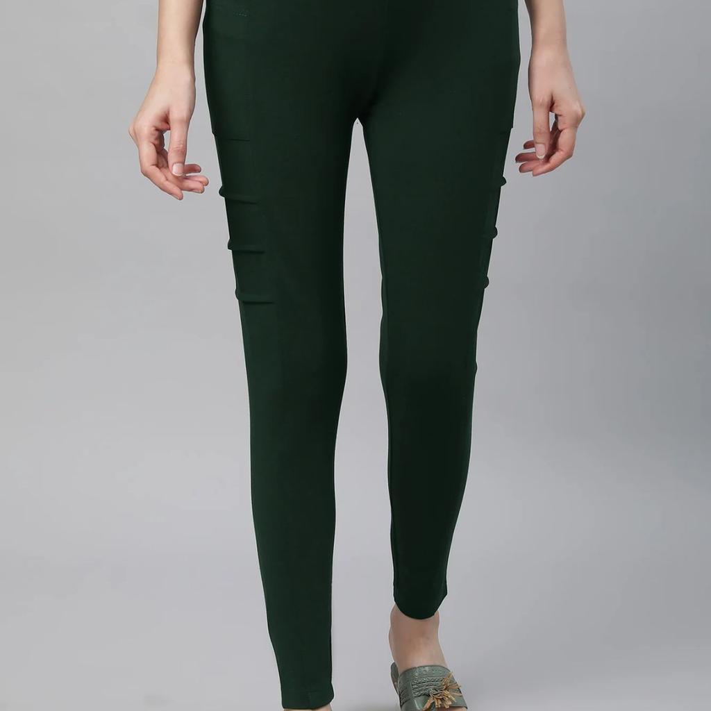 Bottle Green Solid Skinny Fit Tights With Side Pockets