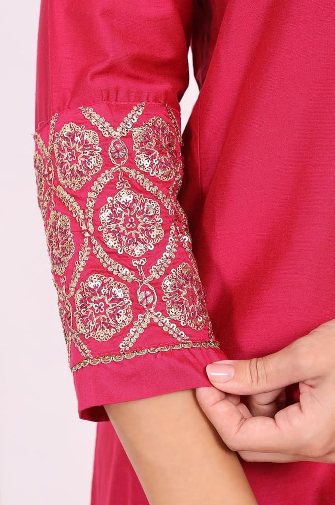 Pink Solid Metallic Embroidered Straight Kurta — photo 7