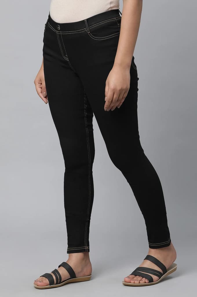 Black Solid Skinny Fit Denim Jeggings With Elasticated Waist — photo 3