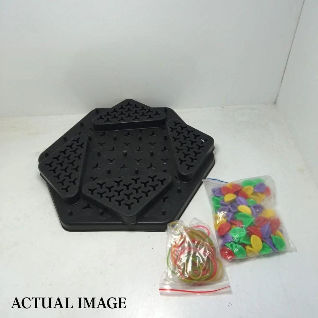 TRIANGLE TWIST – Strategic Fidget Puzzle Board Game with Rubber Bands — photo 4