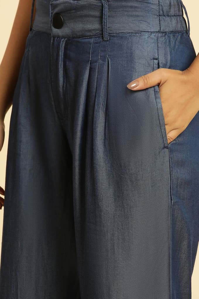 Blue Solid Straight Fit Denim Pants With Pleated Detail — photo 7