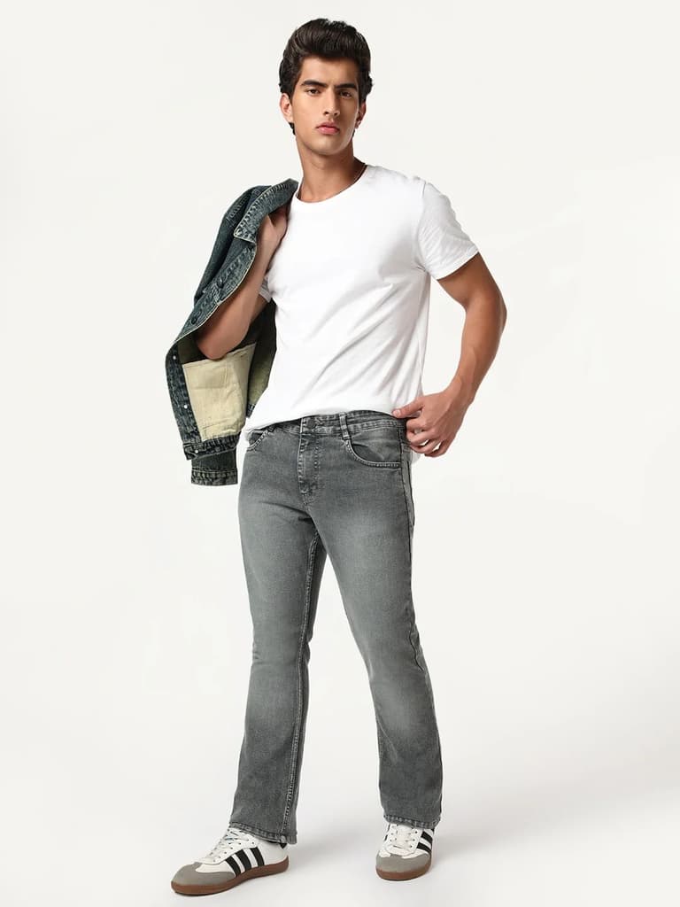 Men's Grey Bootcut Fit Mid Rise Tinted Heavy Washed Jeans Stretchable — photo 5