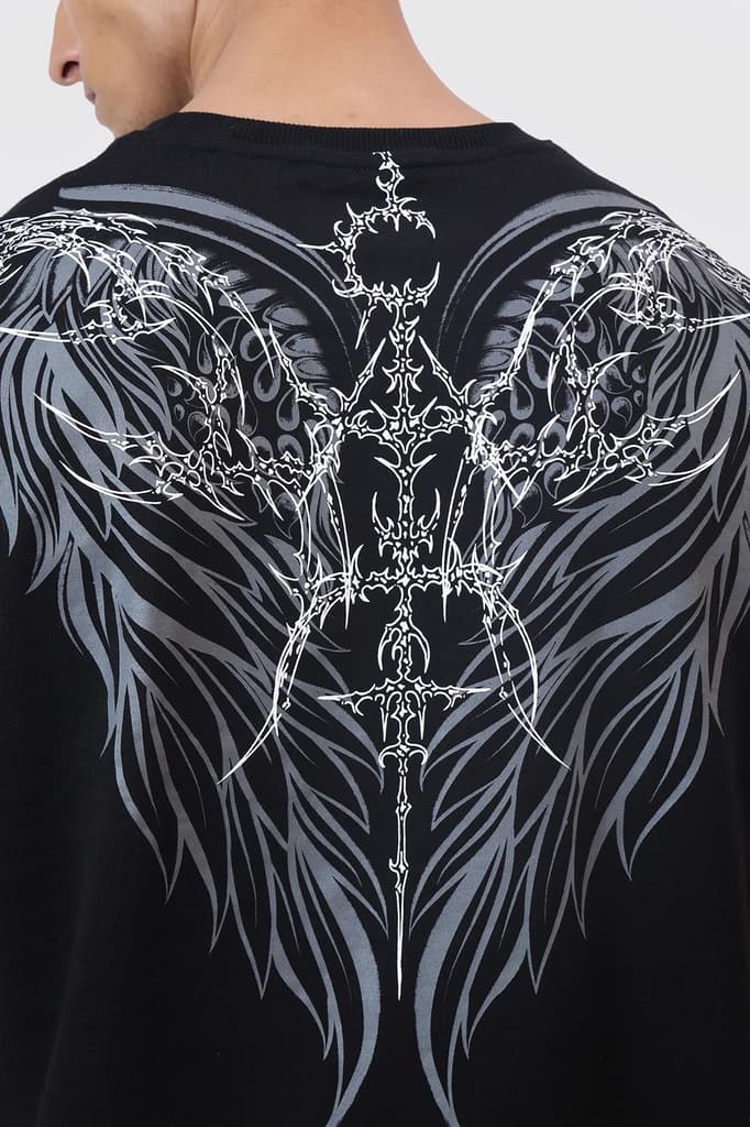 Winged Omen Oversized T-shirt Black — photo 4