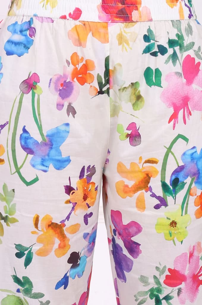 White Floral Printed Pure Cotton Straight Kurta and Straight Pants Set — photo 7