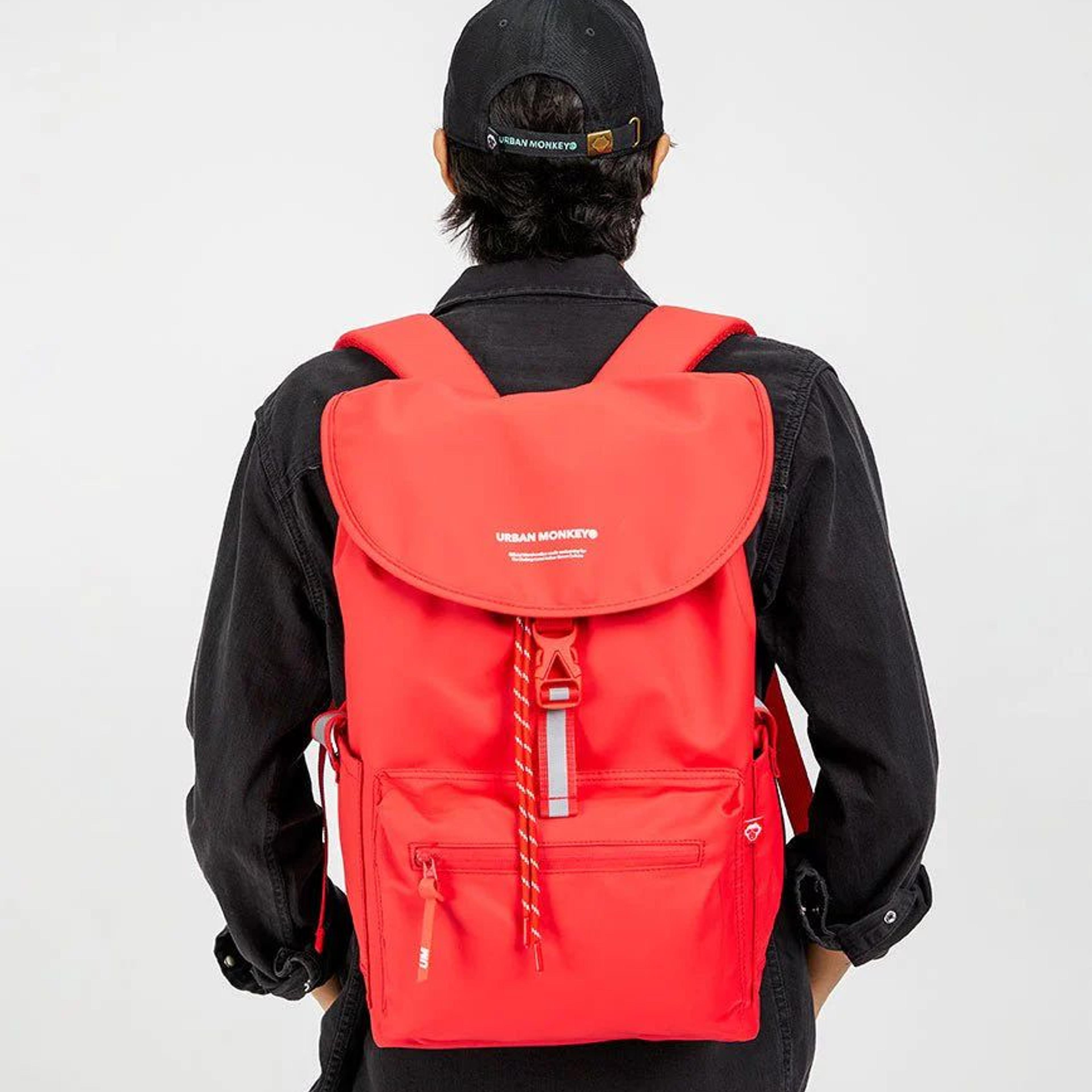 City Rucksack // Red