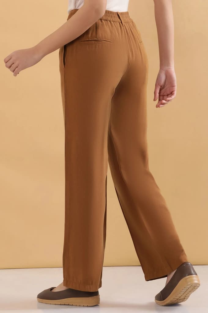 Brown Solid Straight Fit Rayon Pants With Pintuck Detail — photo 4
