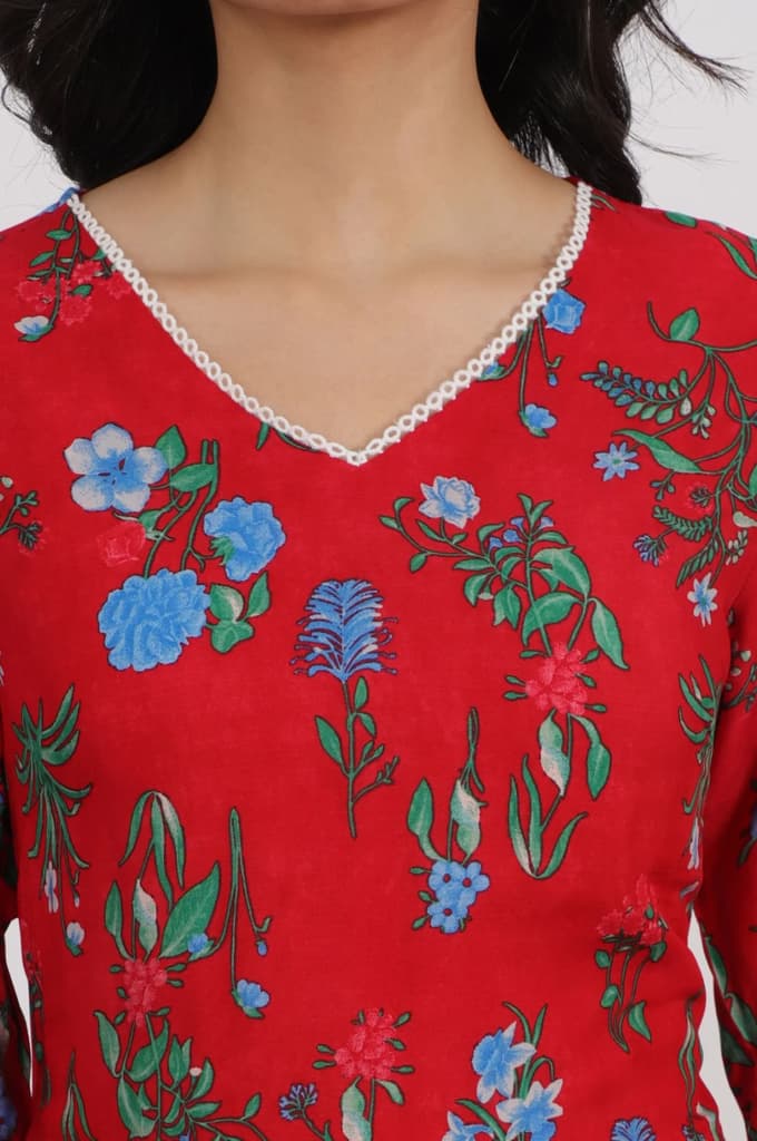 Red Bold Floral Printed Modal Straight Kurta — photo 4