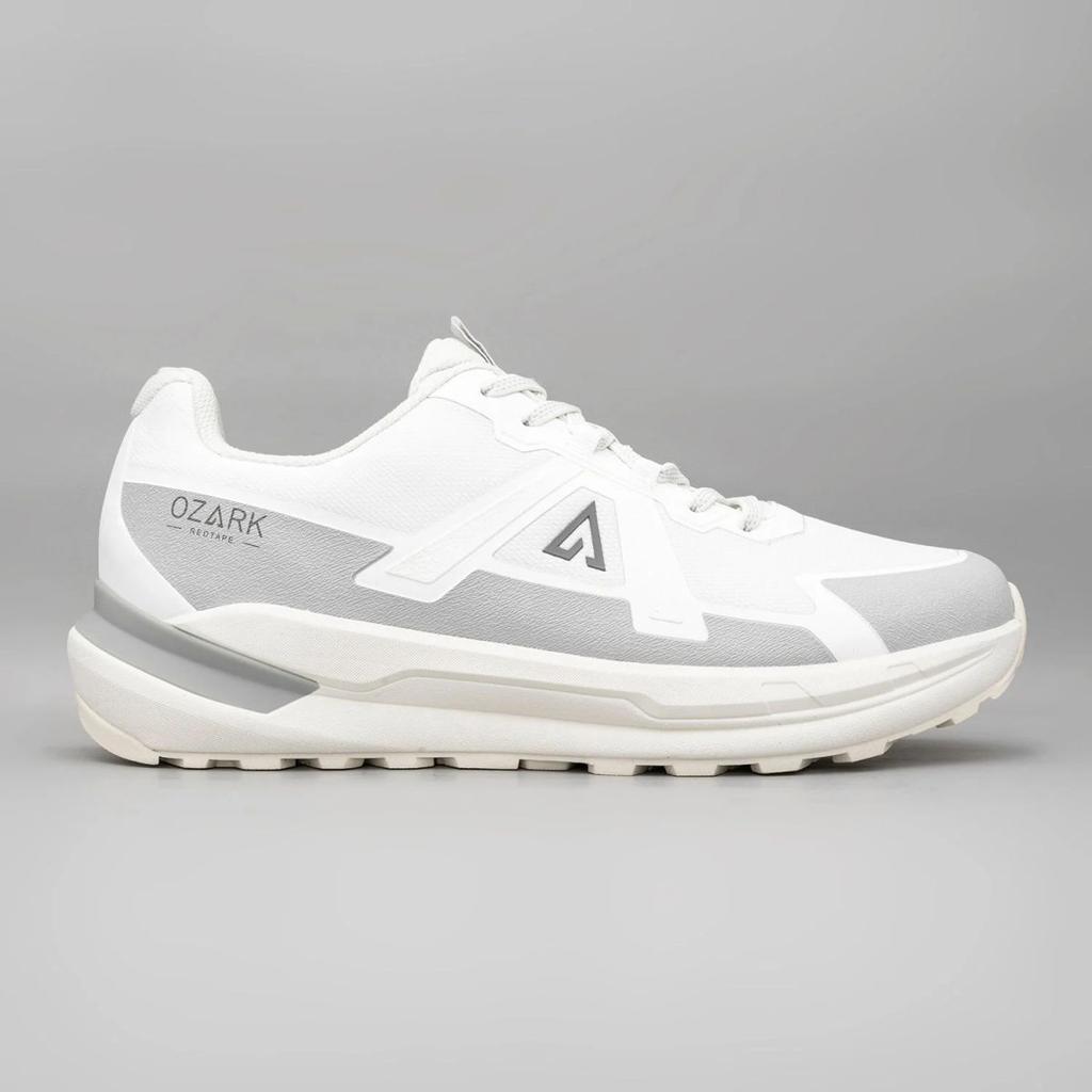 White Trail Running Shoes for Men | Low-Cut Outdoor — photo 2
