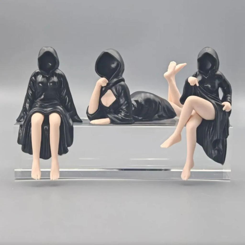 Hooded Silence Figurine – Minimalist Aesthetic Art (Set of 3) — photo 2