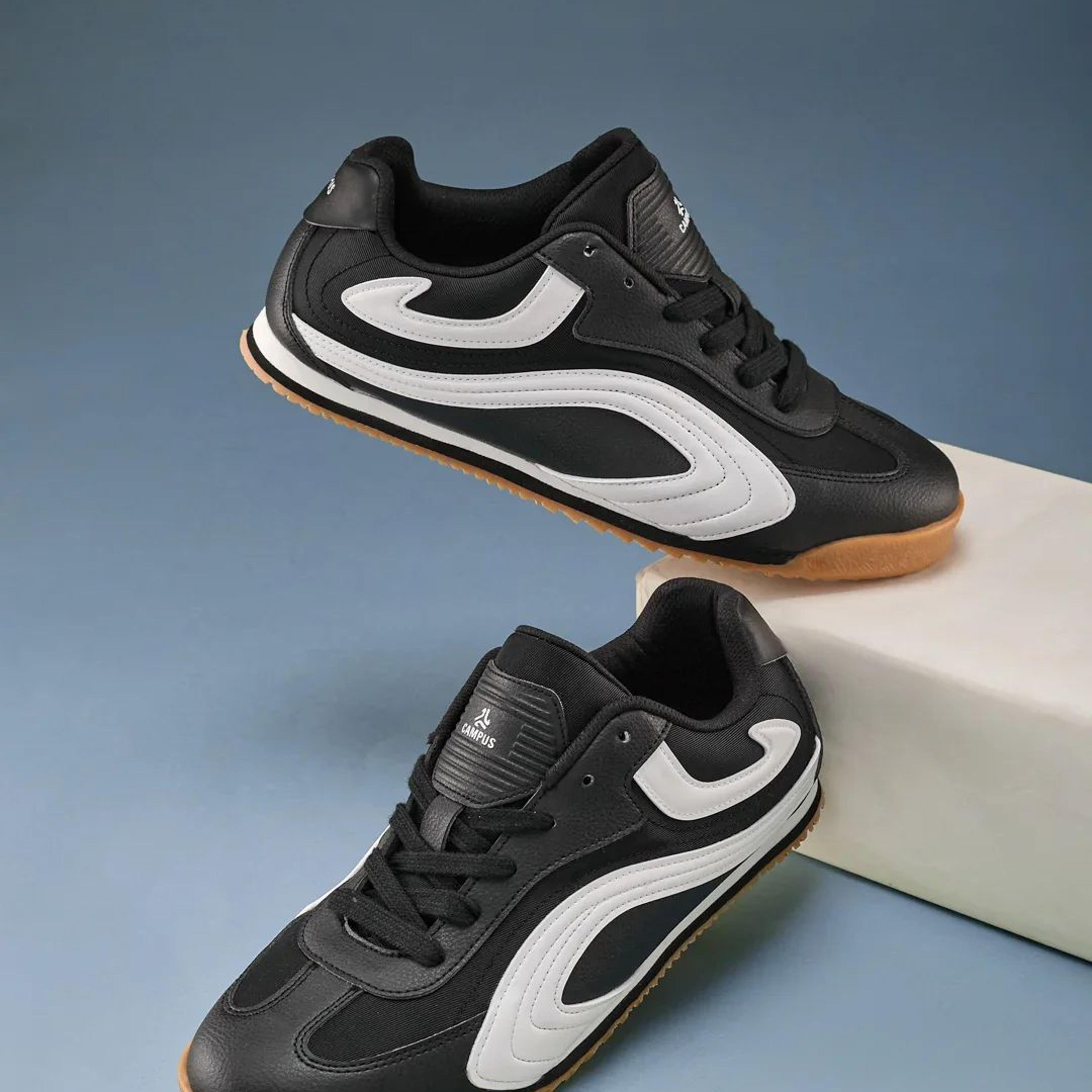RUSTLE Black Men's Sneakers