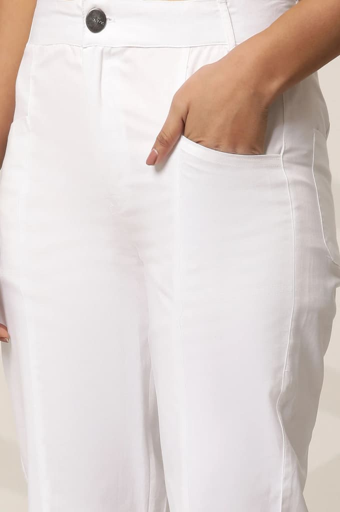 White Solid Straight Fit Cotton Pants With Front Pockets — photo 6