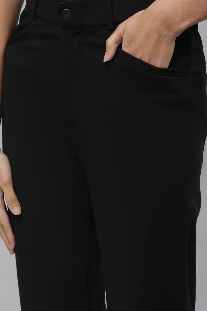Black Solid Slim Fit Trousers With Elasticated Waist — photo 6