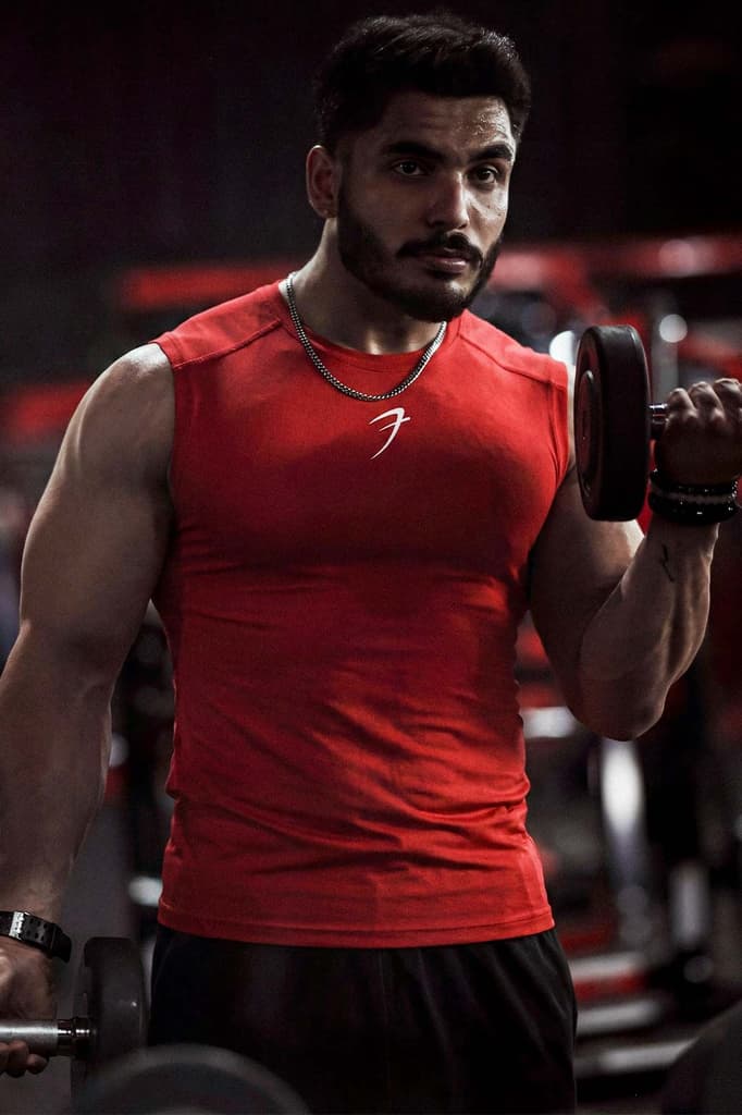 Compression Sleeveless Tank Red — S