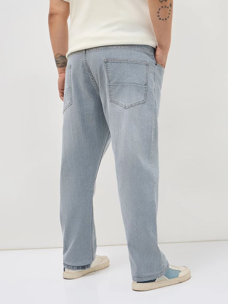 Plus Men's Light Grey Straight Fit Washed Denim Jeans Stretchable — photo 3
