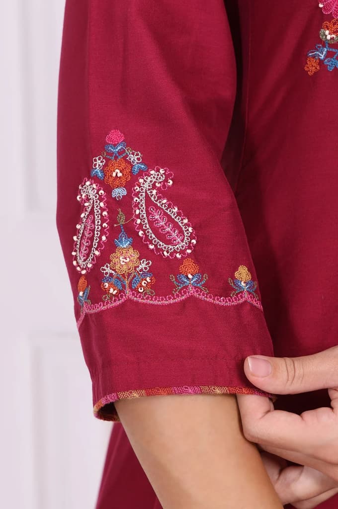 Maroon Embroidered Flared Kurta — photo 7