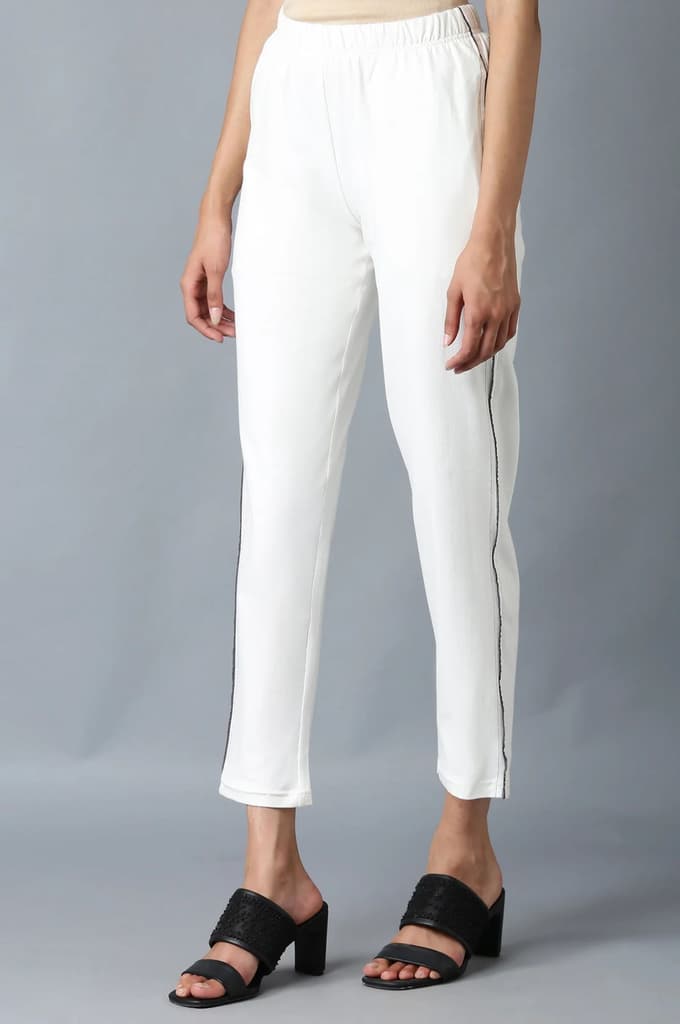 White Solid Straight Fit Cotton Pants With Elasticated Waistband — photo 3