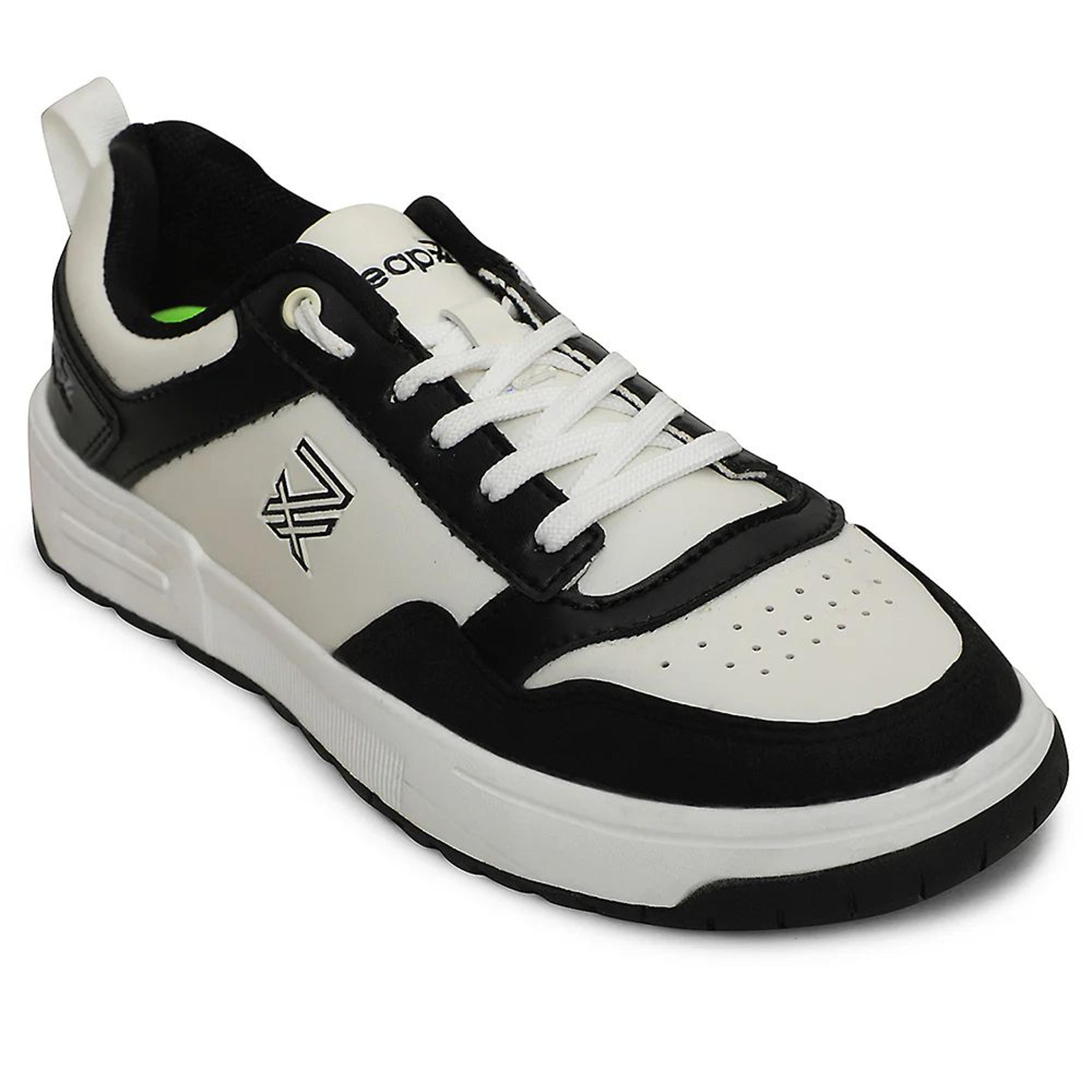 Leap7x Black Casual Lacing Sneakers For Men AMAZER-10E By Liberty