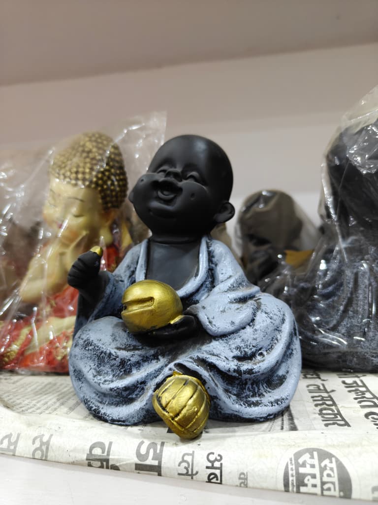 Black Buddha Statue | Decorative | Ceramic | Gold