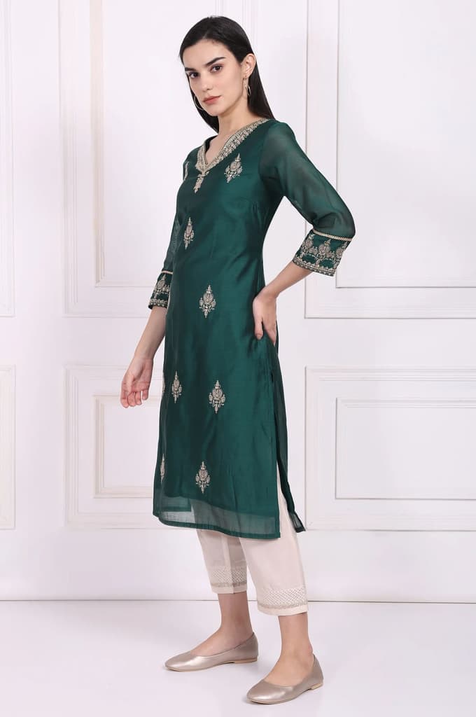 Green Embroidered Straight Kurta — photo 4