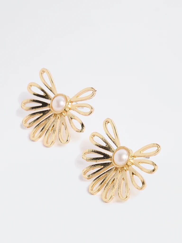 Westside Accessories Gold Floral Stud Earrings — photo 2