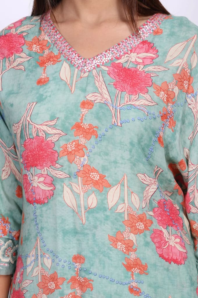 Green Floral Printed Modal Straight Kurta with Straight Pant Set — photo 2