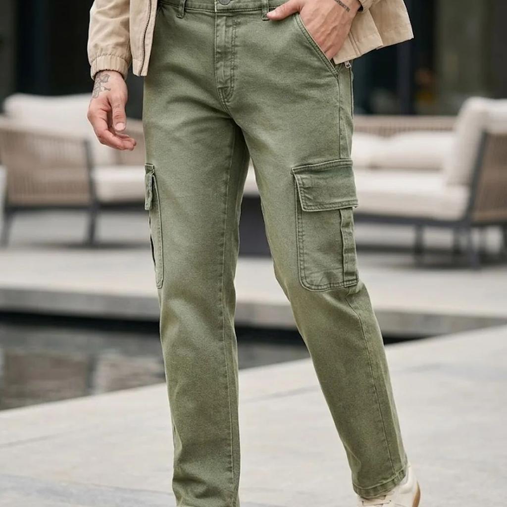 Men's Olive Green Regular Fit Washed Cargo Jeans With 6 Pockets Stretchable