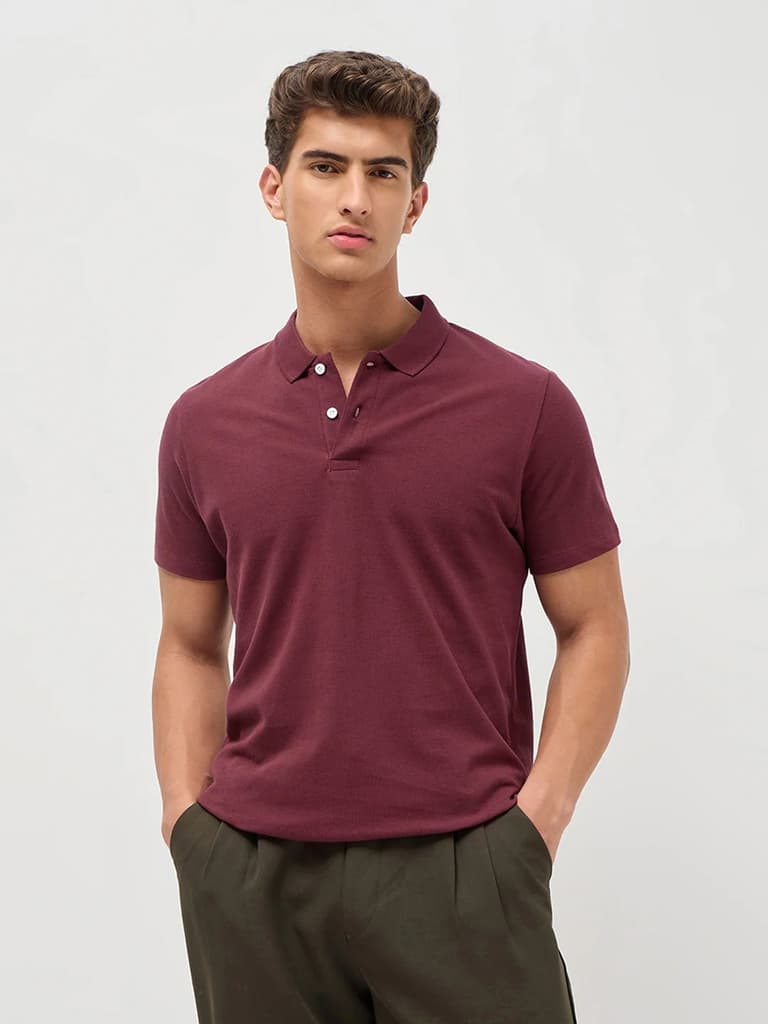 Men's Maroon Solid Regular Fit Half Sleeve Cotton Polo T-Shirt — S / Maroon